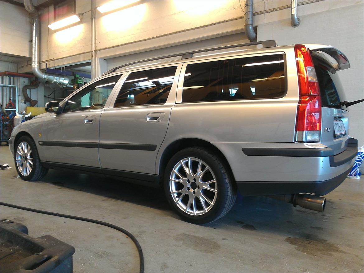 Volvo V70 T5 billede 5