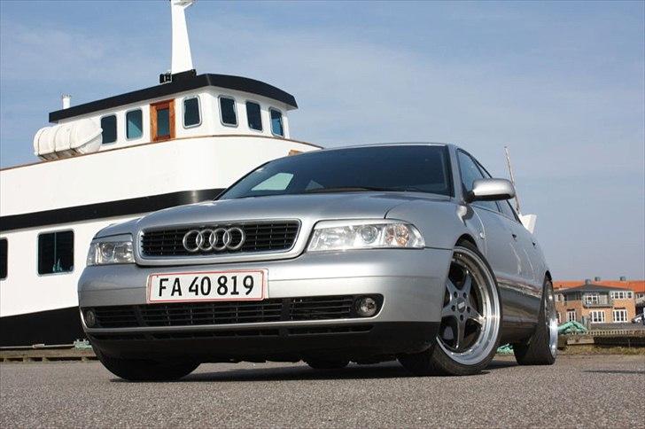Audi A4 Turbo billede 10