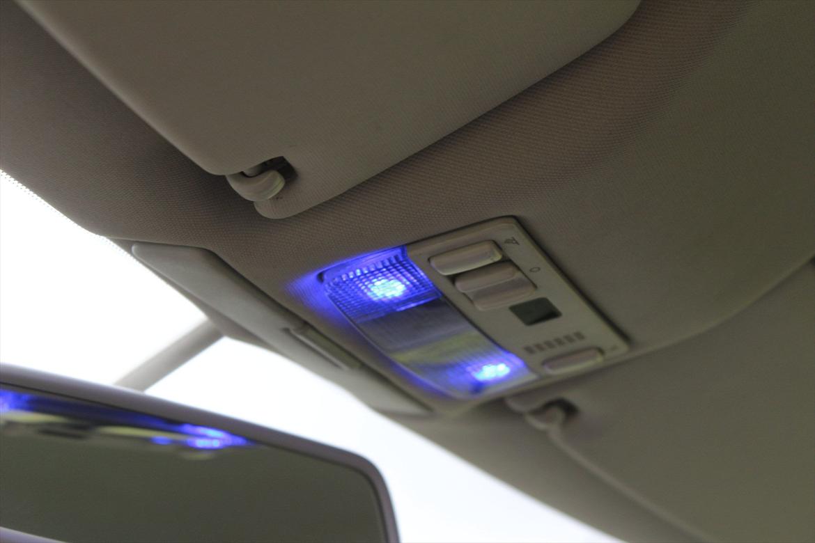 VW Passat 1.9 TDi SOLGT - Blå Led pære  billede 2