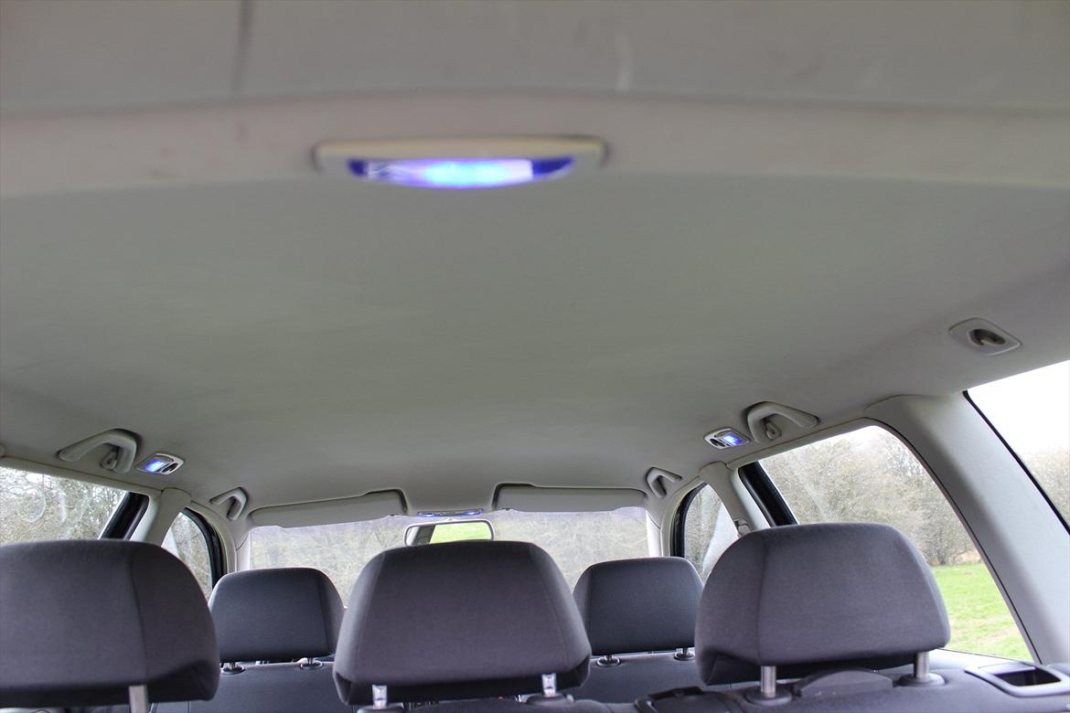 VW Passat 1.9 TDi SOLGT - Blå Led pære  billede 5