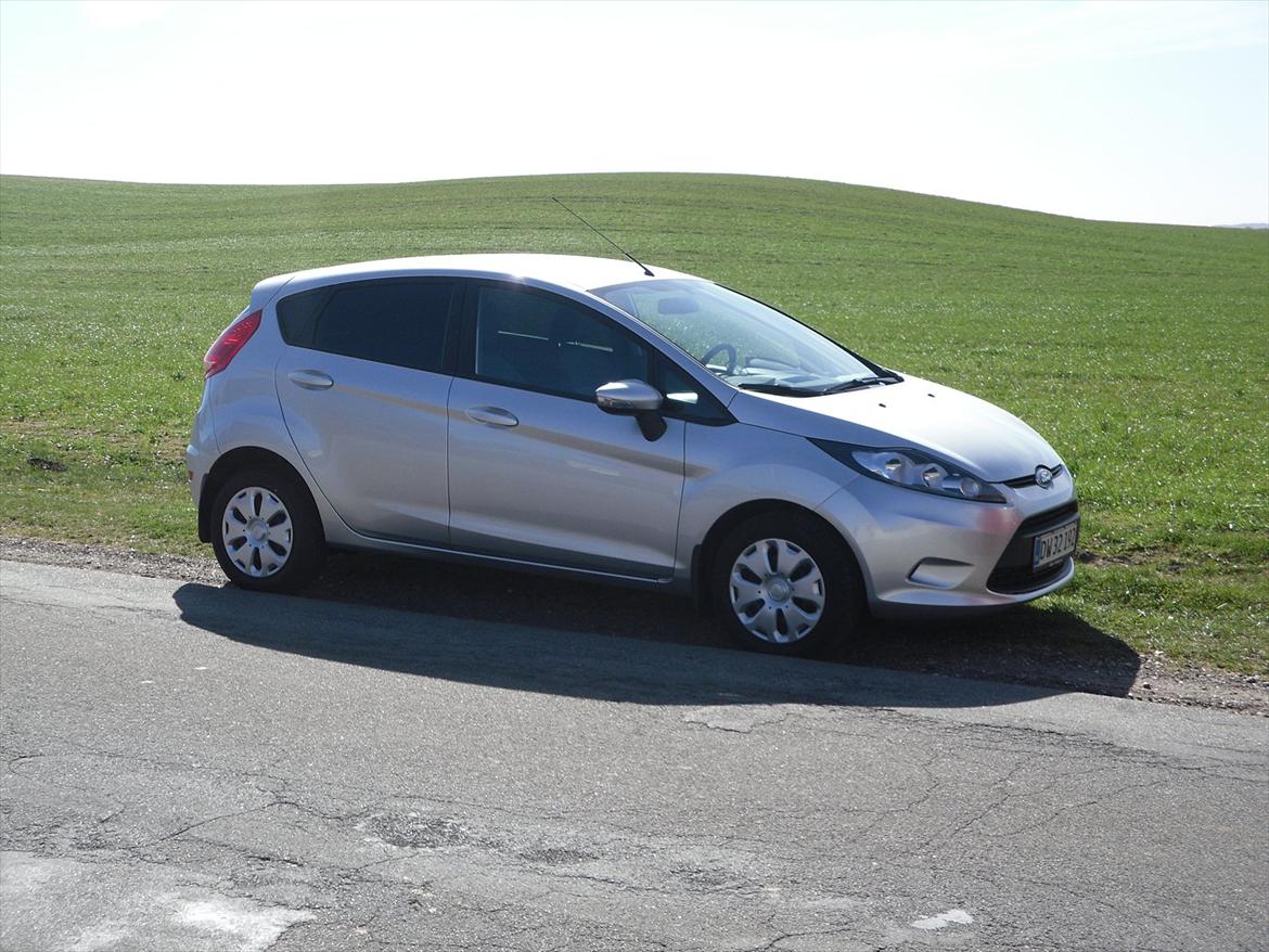 Ford Fiesta 1,6 TDCI 95hk billede 2