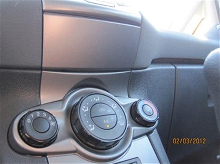 Ford Fiesta 1,6 TDCI 95hk billede 4