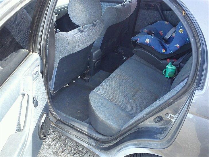 Toyota Carina E 1,6 16v billede 8