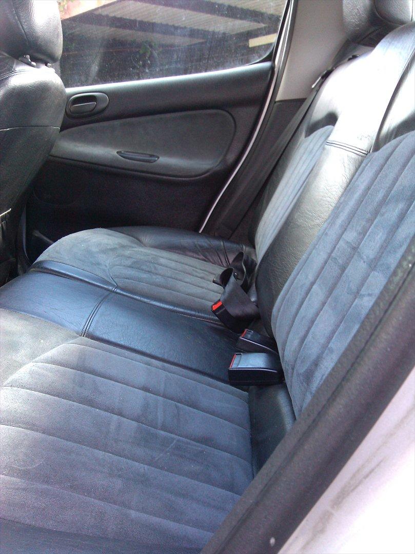 Peugeot 206 XT - Ret stolt af sæderne er i så god stand! billede 12