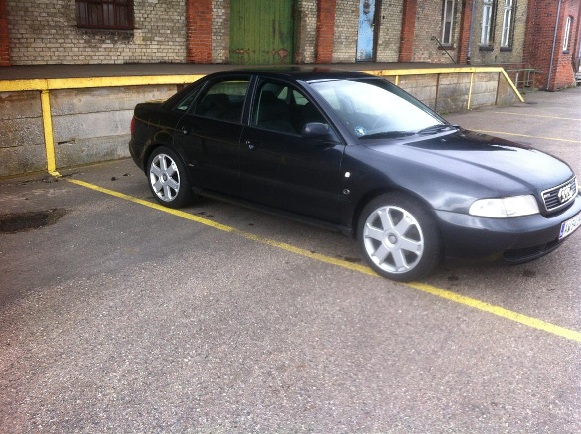 Audi a4 b5 billede 1
