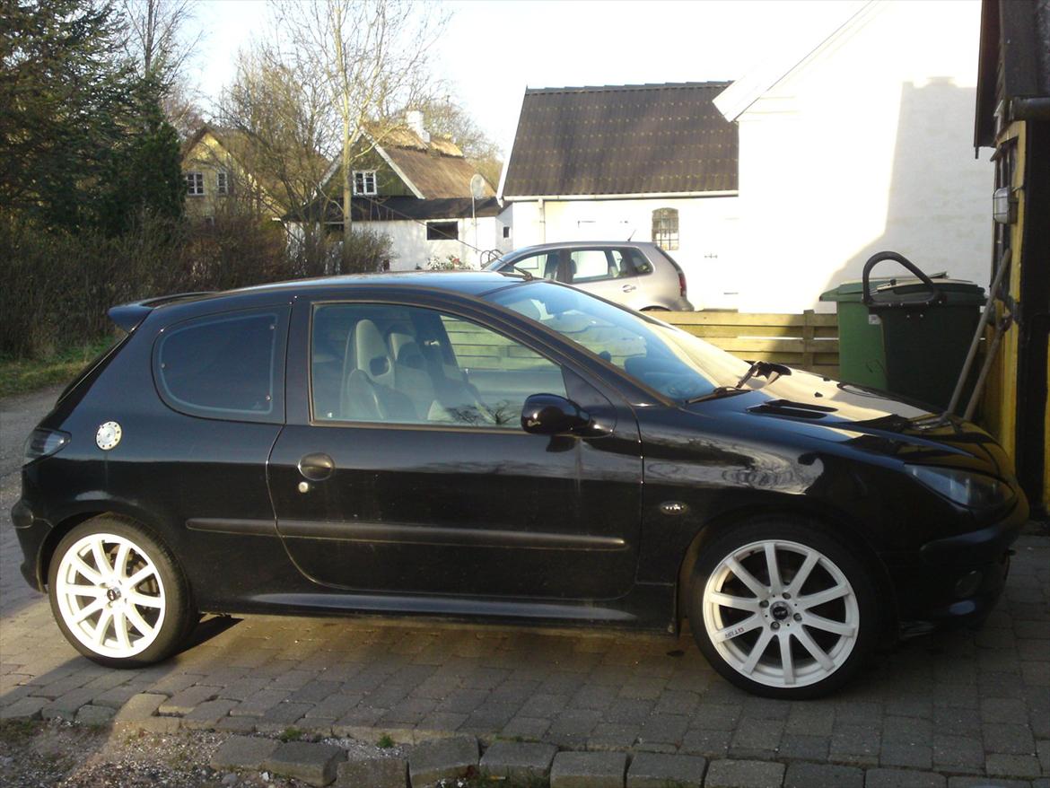Peugeot 206 billede 1