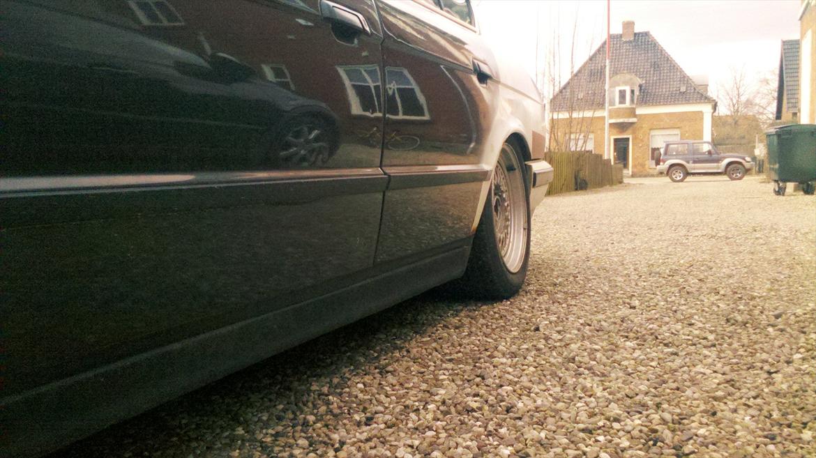 BMW 520I E34  - Lidt humle og dansk vand er da nok til at sænke den :D  billede 17