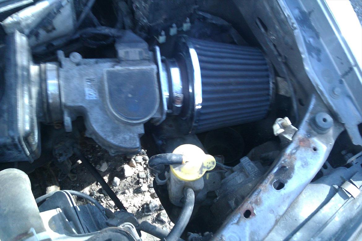 Mazda 323 LX 1.3 16v billede 11