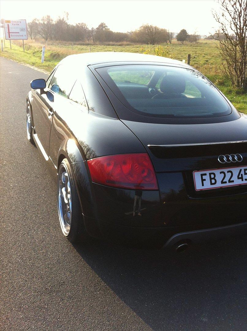 Audi TT 1.8 Turbo Coupé  billede 2