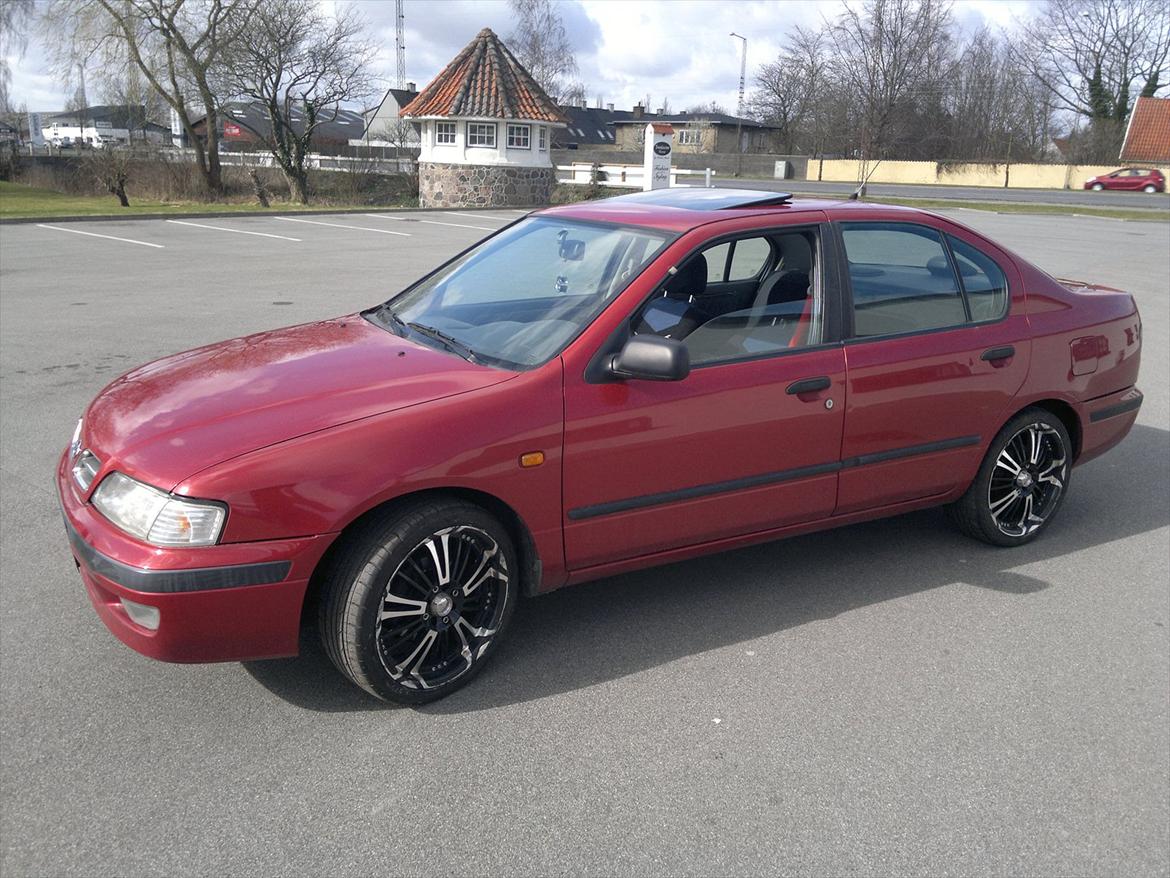 Nissan Primera solgt  billede 1