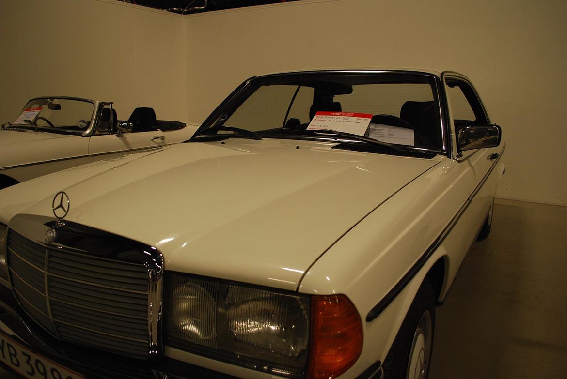 Mercedes Benz 123 230CE - saelges  billede 8