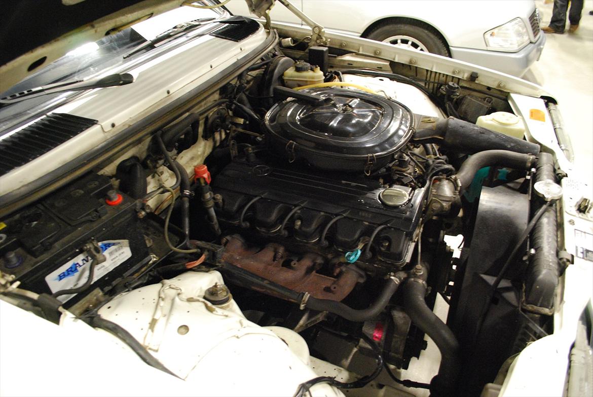 Mercedes Benz 123 230CE - saelges  billede 18