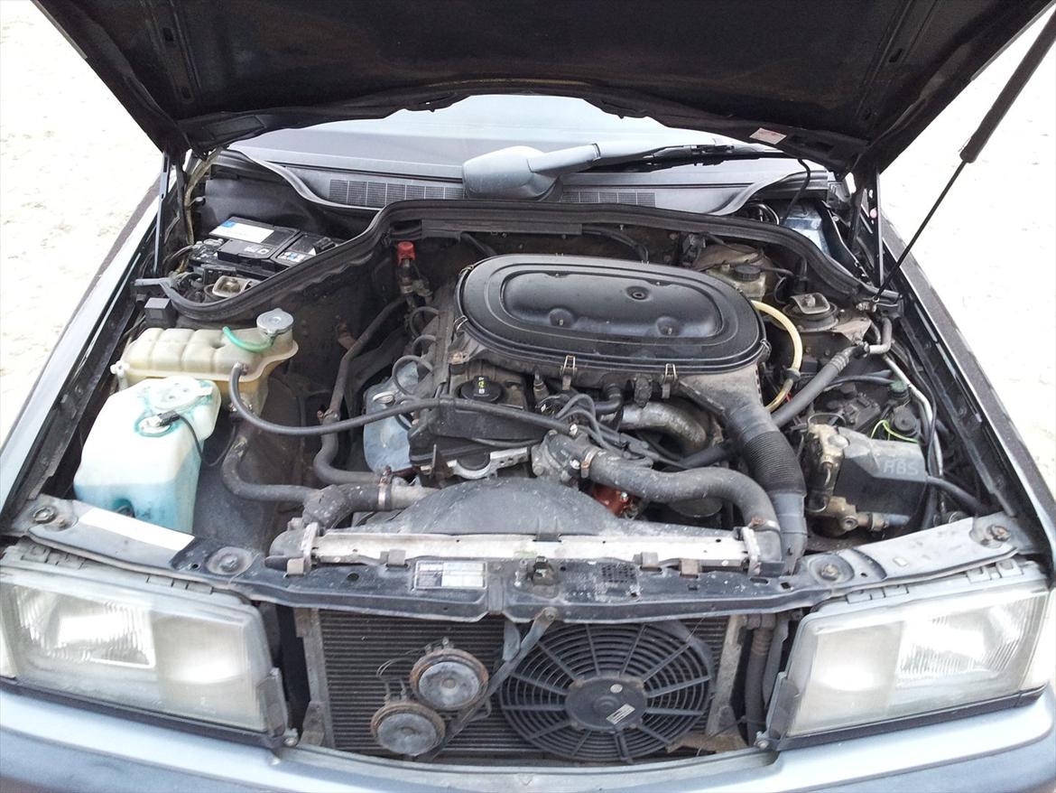 Mercedes Benz W201  190E  2,0 Aut billede 3