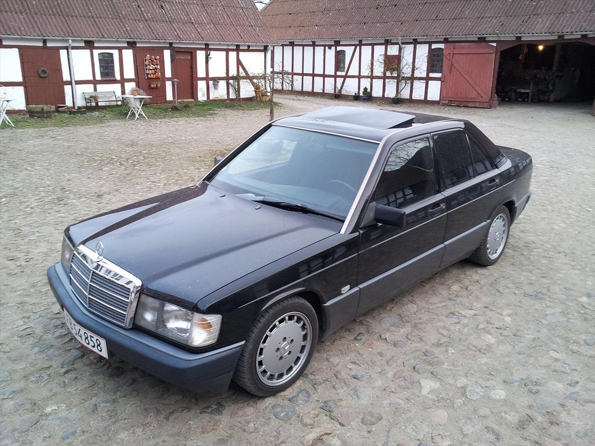 Mercedes Benz W201  190E  2,0 Aut billede 5