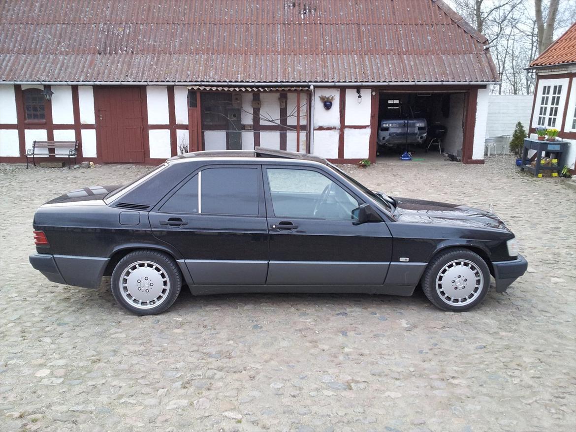 Mercedes Benz W201  190E  2,0 Aut billede 6
