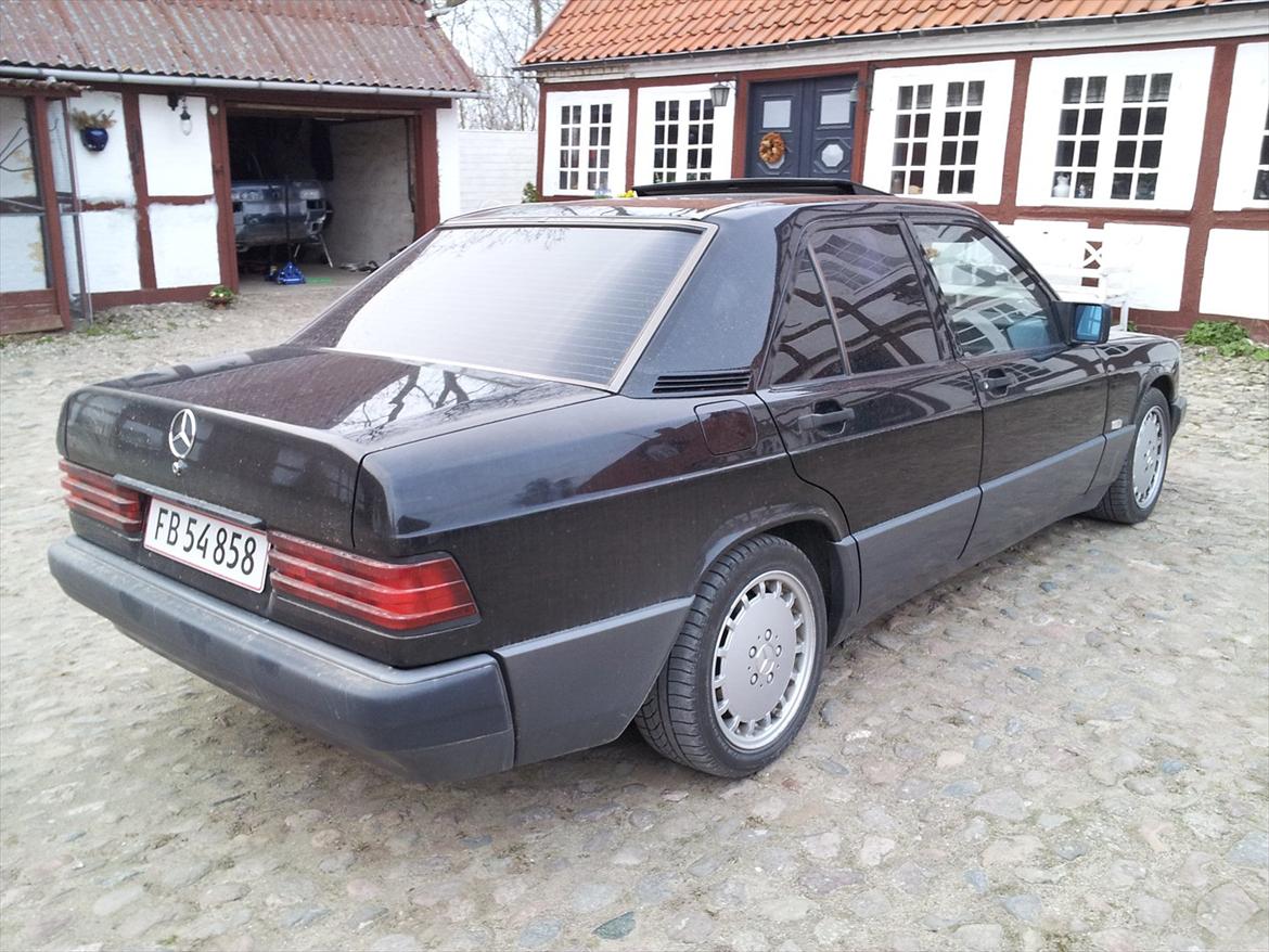 Mercedes Benz W201  190E  2,0 Aut billede 7