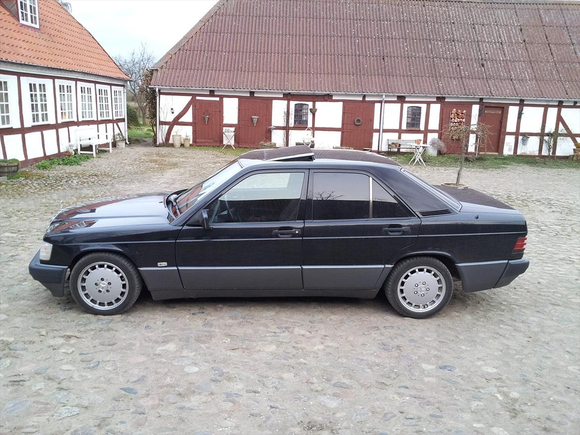 Mercedes Benz W201  190E  2,0 Aut billede 9