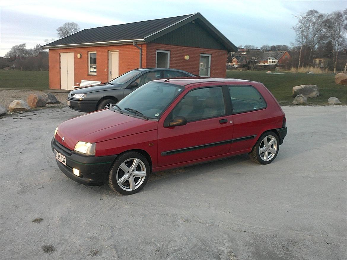 Renault clio tidl bil billede 4