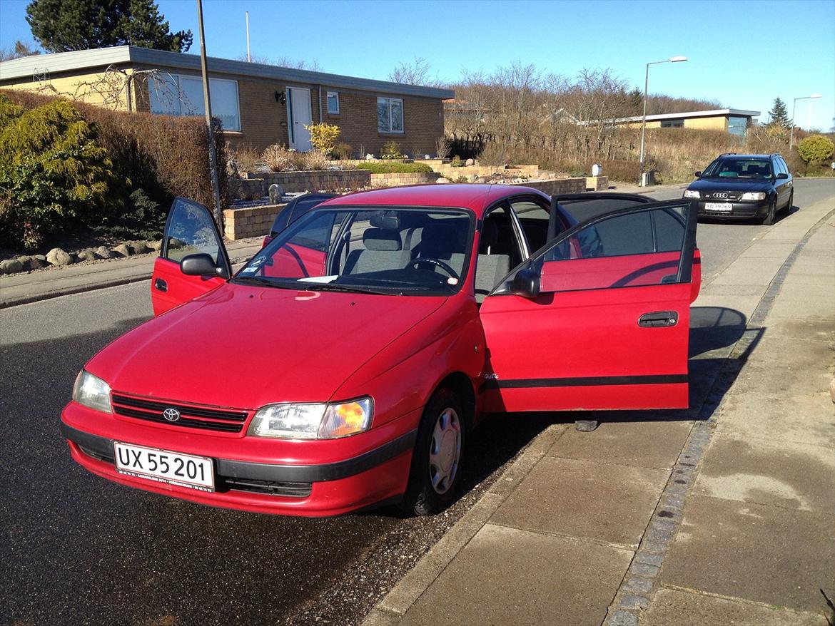Toyota Carina E billede 7