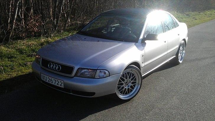 Audi A4 2,6 V6 Limosine B5 model. billede 14