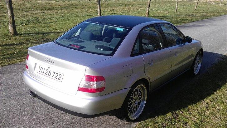 Audi A4 2,6 V6 Limosine B5 model. billede 17