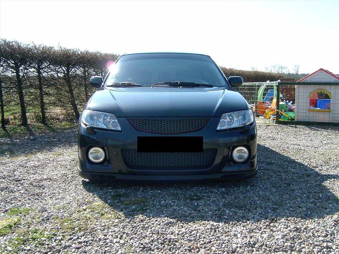 Mazda 323F Sportive  " Solgt " billede 2