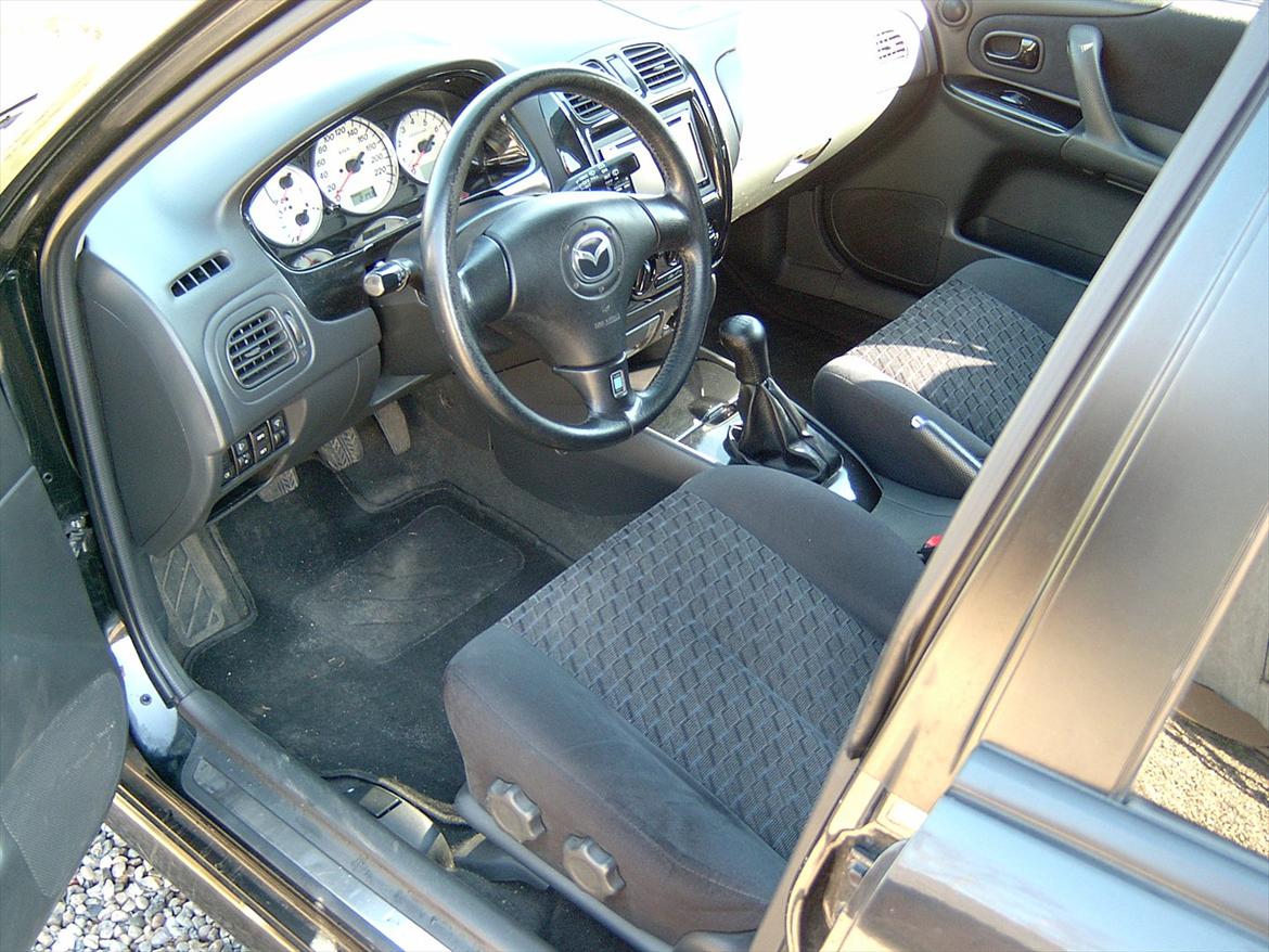 Mazda 323F Sportive  " Solgt " billede 9