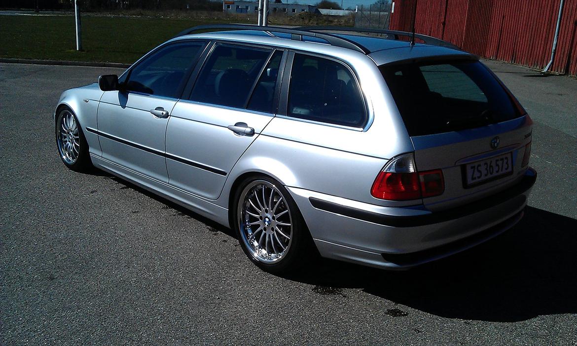 BMW e46 320d touring billede 5