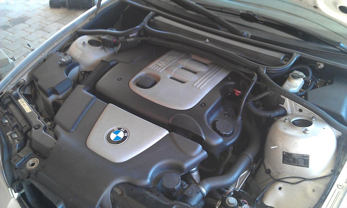 BMW e46 320d touring billede 14