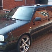 VW Golf 1.8 gl
