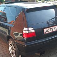 VW Golf 1.8 gl