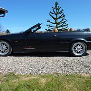 BMW 325i Cabriolet E36