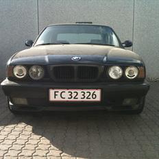 BMW E34 530i V8