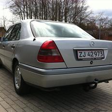 Mercedes Benz C250 