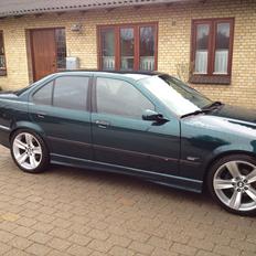 BMW E36  328i