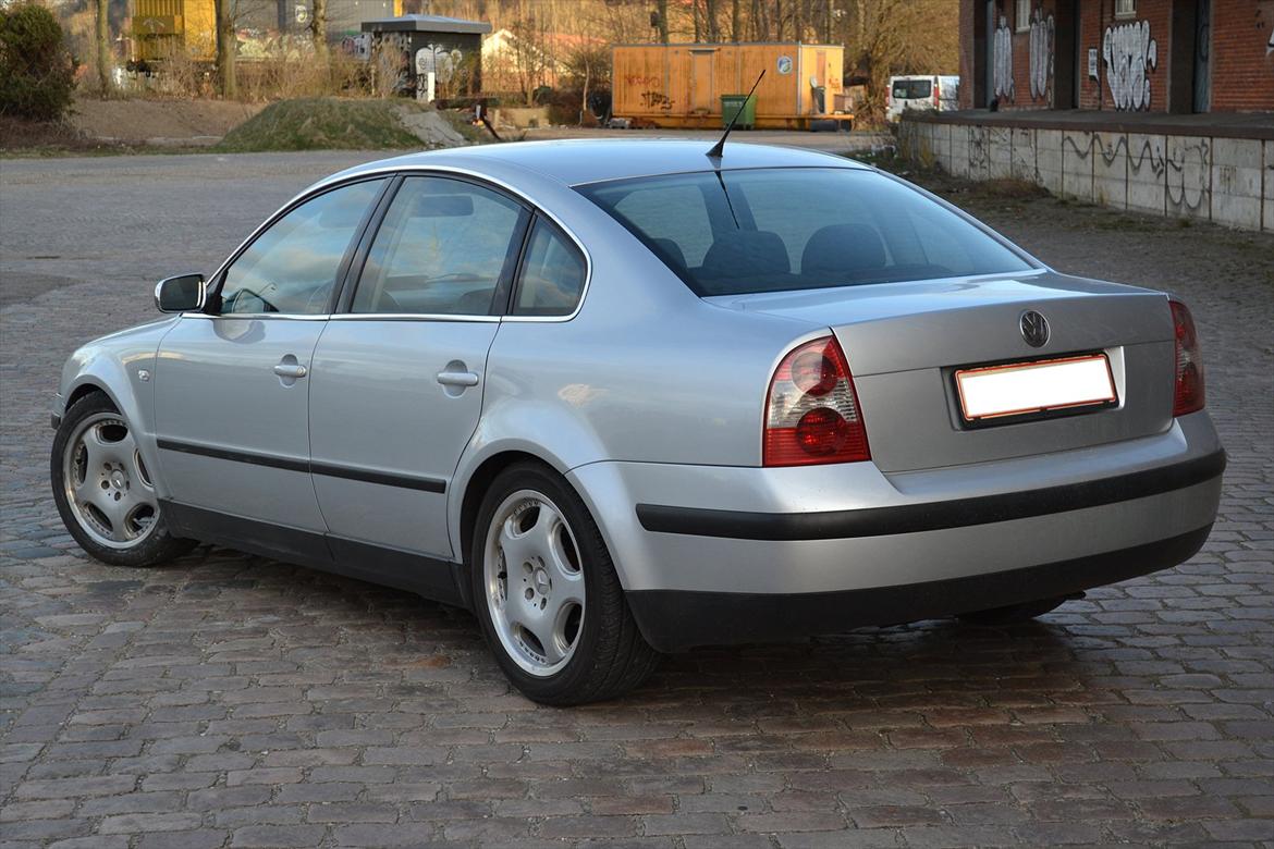 VW Passat AVF 1,9 TDI Man Limousine billede 13