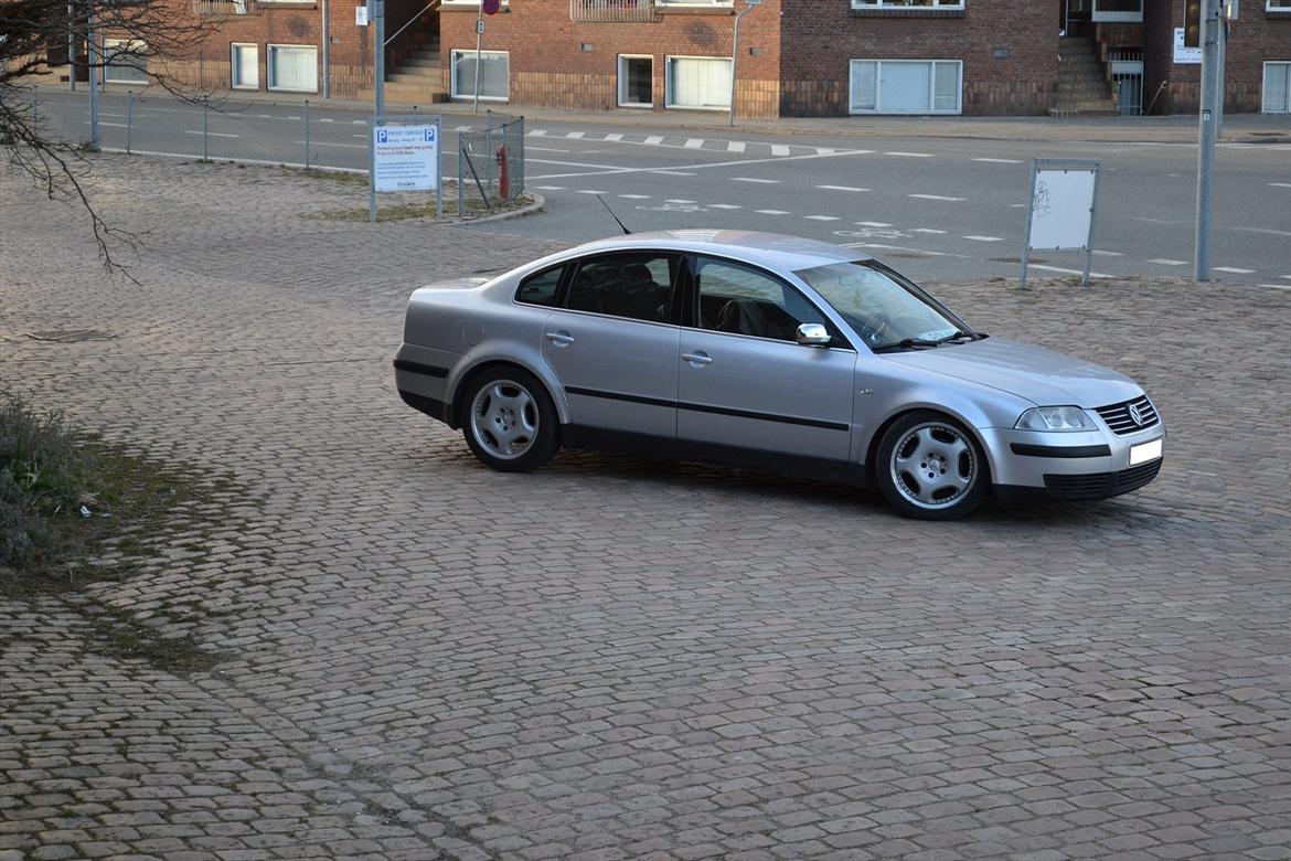 VW Passat AVF 1,9 TDI Man Limousine billede 15