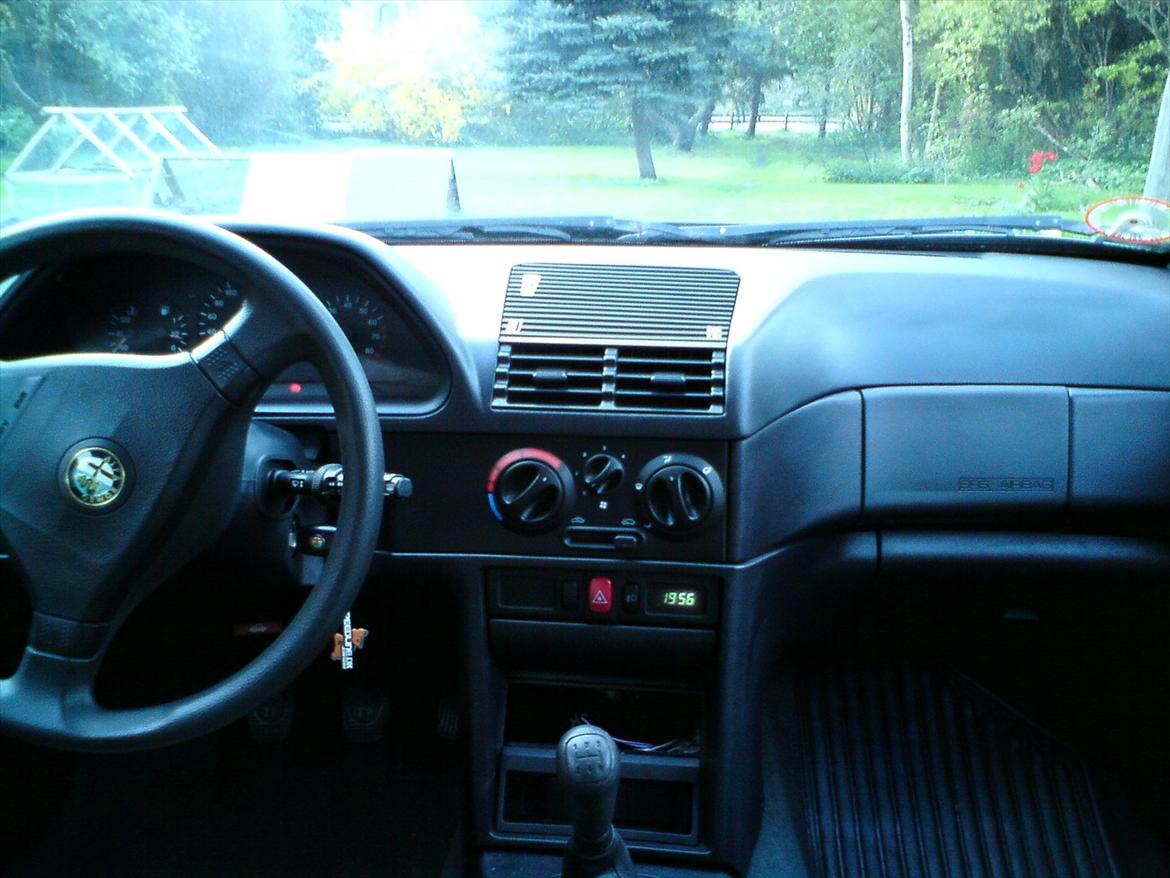 Alfa Romeo 146 (DØD) billede 5