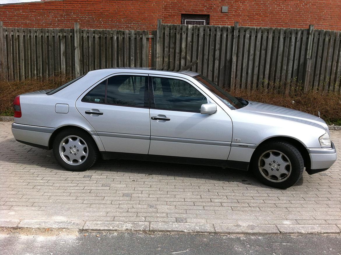Mercedes Benz C250  billede 5