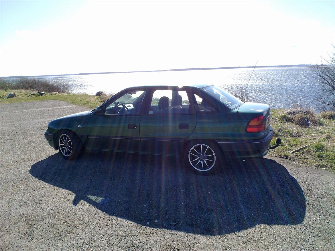 Opel astra f billede 2
