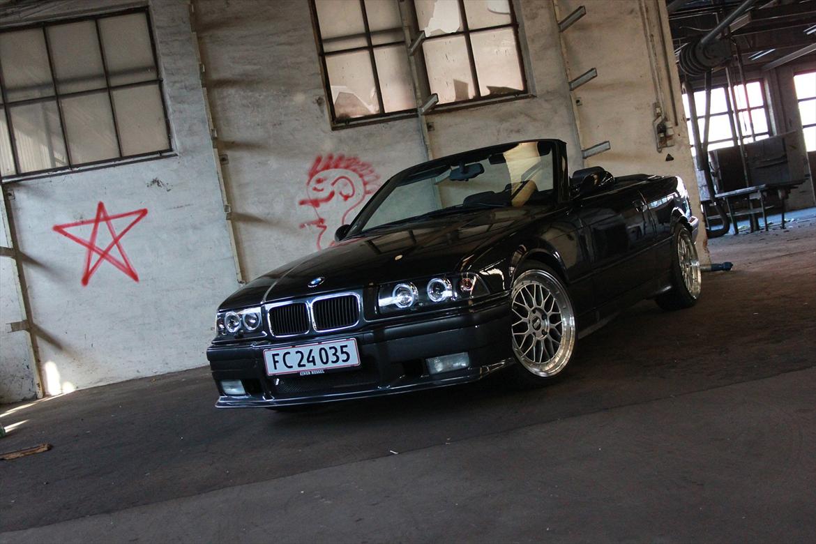 BMW E36 325i Cabriolet SOLGT billede 4