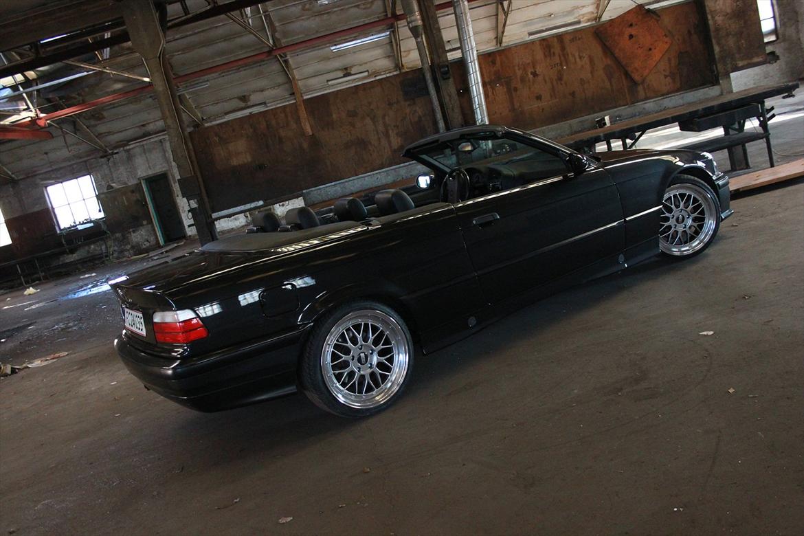 BMW E36 325i Cabriolet SOLGT billede 7