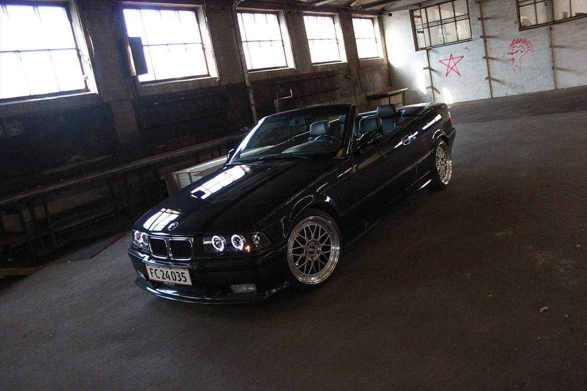 BMW E36 325i Cabriolet SOLGT billede 15