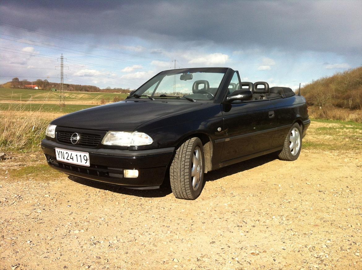 Opel Astra F Cabriolet Bertone billede 5