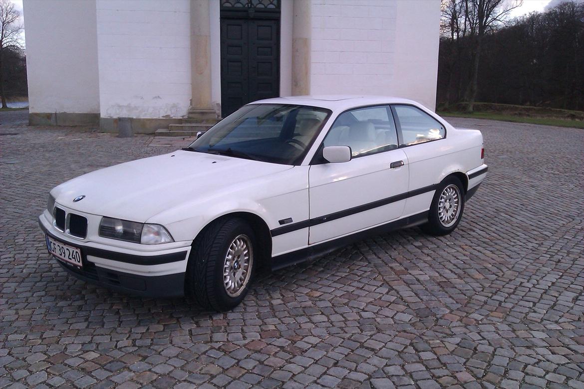 BMW E36 320I - SOLGT billede 15