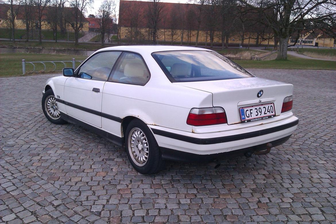 BMW E36 320I - SOLGT billede 20