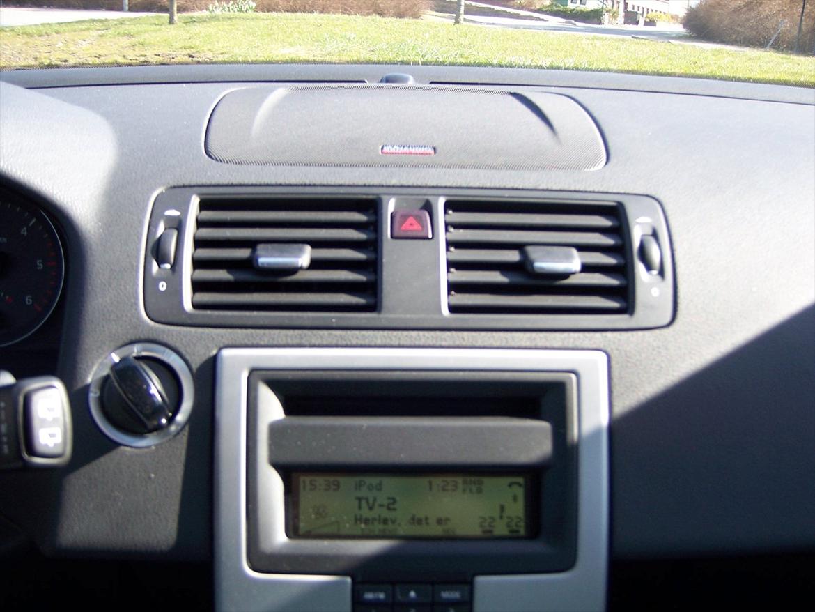 Volvo v50 Classic SOLGT - Midter højtaler billede 10