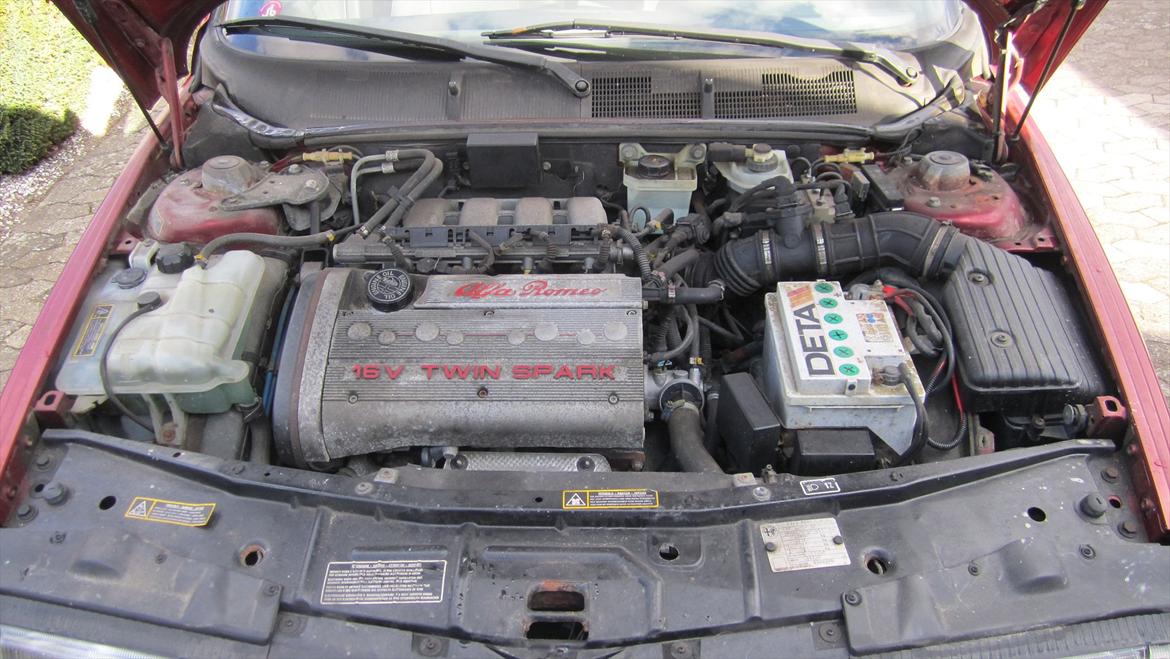 Alfa Romeo 155 2.0 16V TS *Solgt* - Ja den trænger til en vask! billede 9