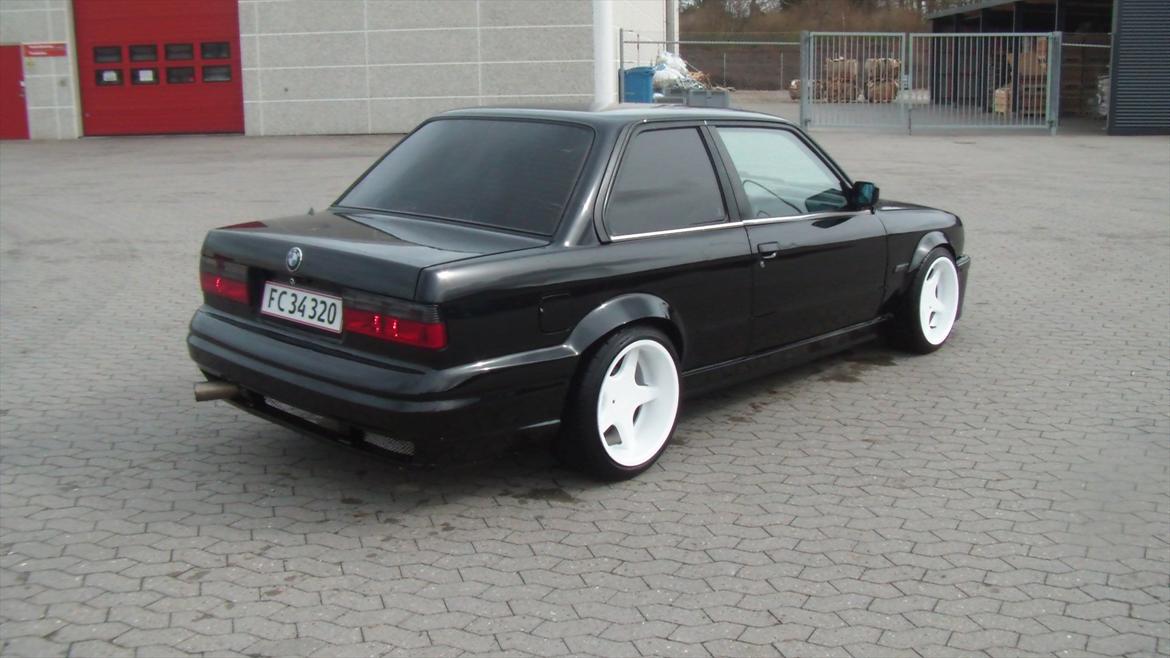 BMW E30 325 tds billede 5