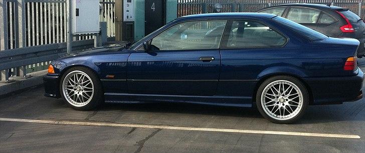 BMW E36 318is coupe billede 6